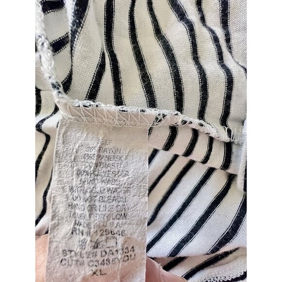 Vintage Size XL Women's Striped Top Big Bow Black White Stretch Made in USA - Picture 7 of 11